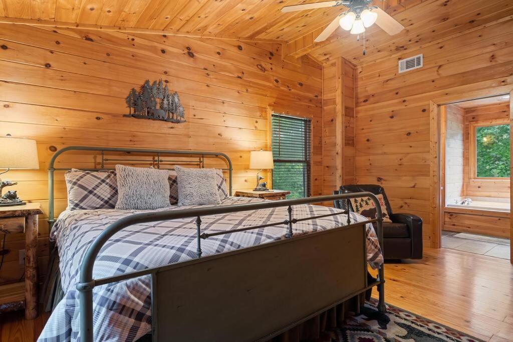 Lakeside Retreat Hot Tub Fishing Hiking Ellijay Exterior photo