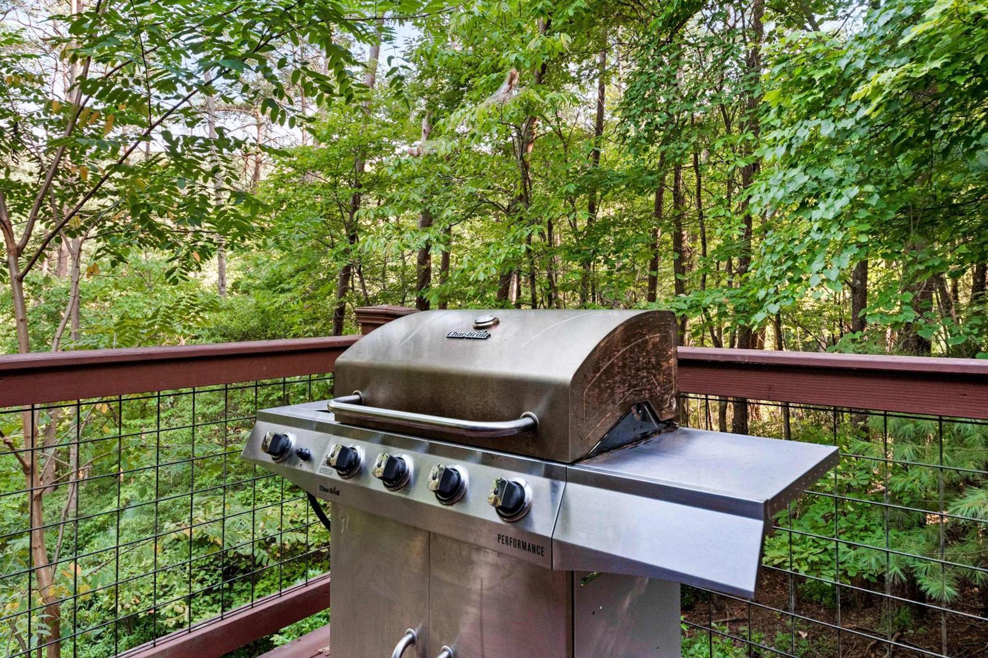 Lakeside Retreat Hot Tub Fishing Hiking Ellijay Exterior photo