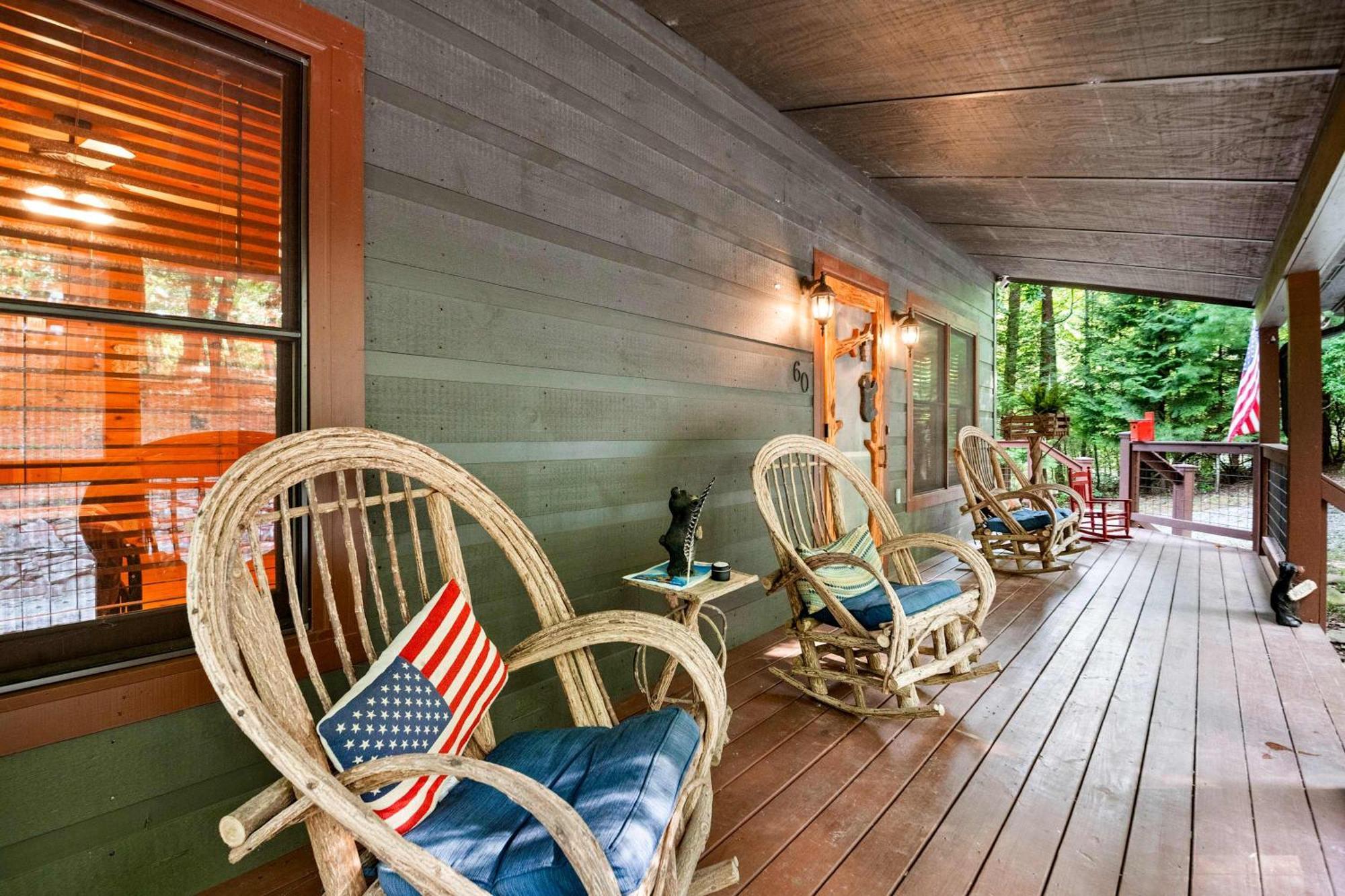 Lakeside Retreat Hot Tub Fishing Hiking Ellijay Exterior photo